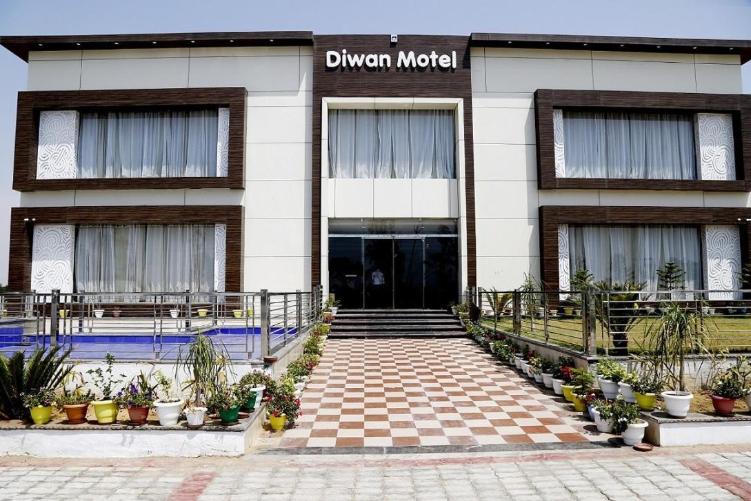 Diwan Hotel And Restaurant Surkhi Zewnętrze zdjęcie